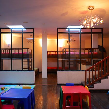 דיאני ביץ' Diani Reef Beach Resort & Spa - Your Beachfront Bliss Awaits מראה חיצוני תמונה The interior of a typical Japanese capsule hotel